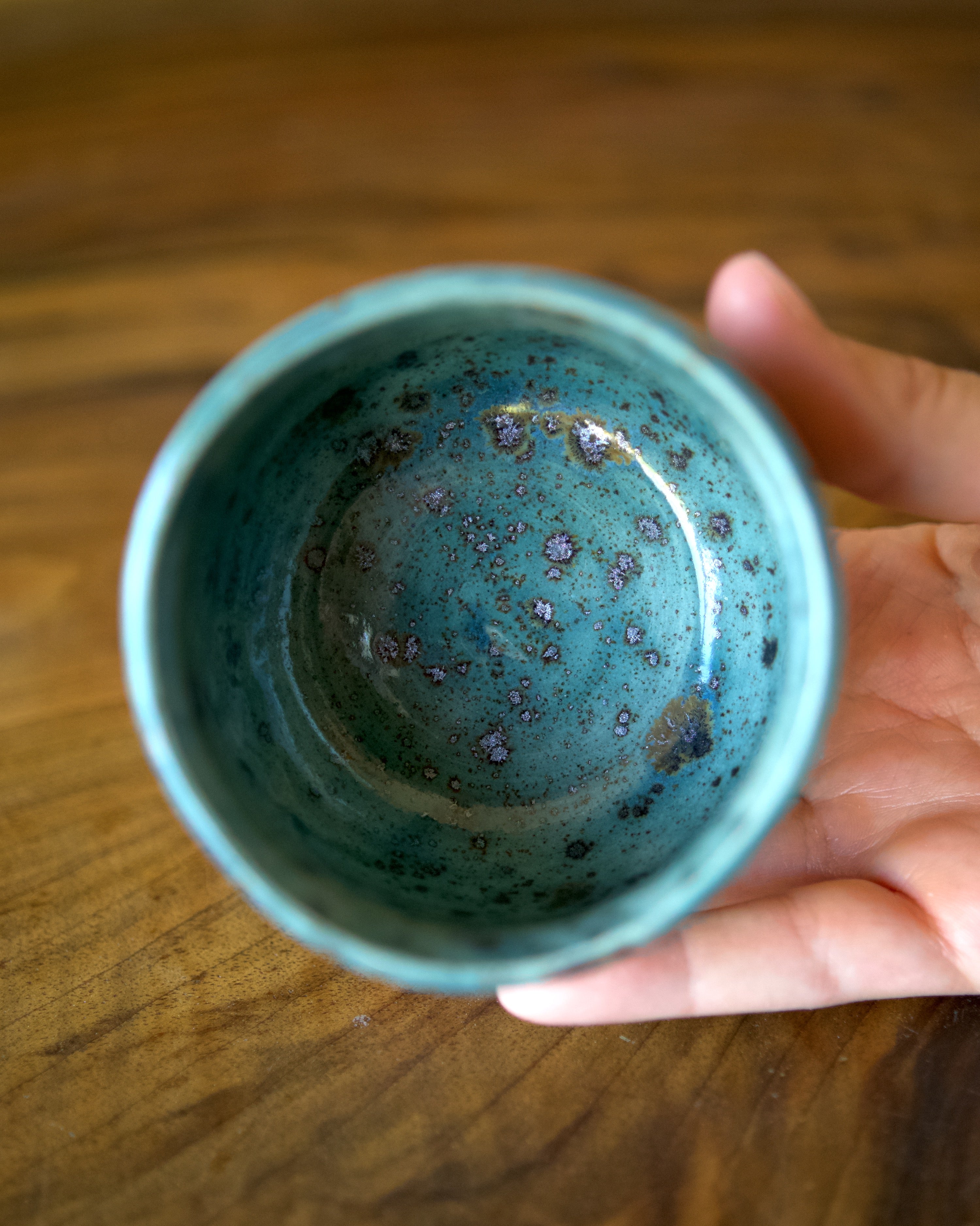 Tasse Oeuf de Dragon bleu foncé