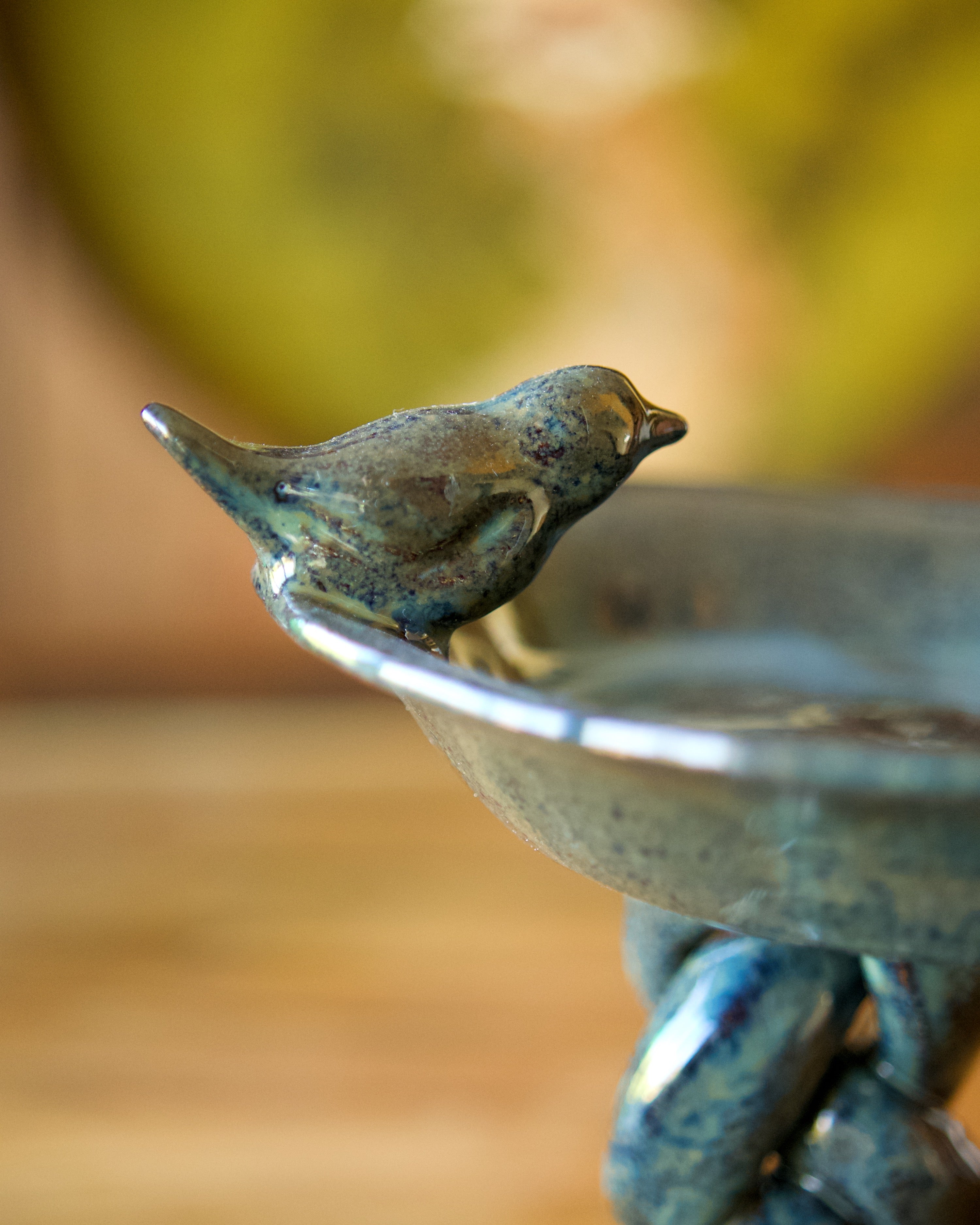 Mangeoire à oiseaux (petit défaut)